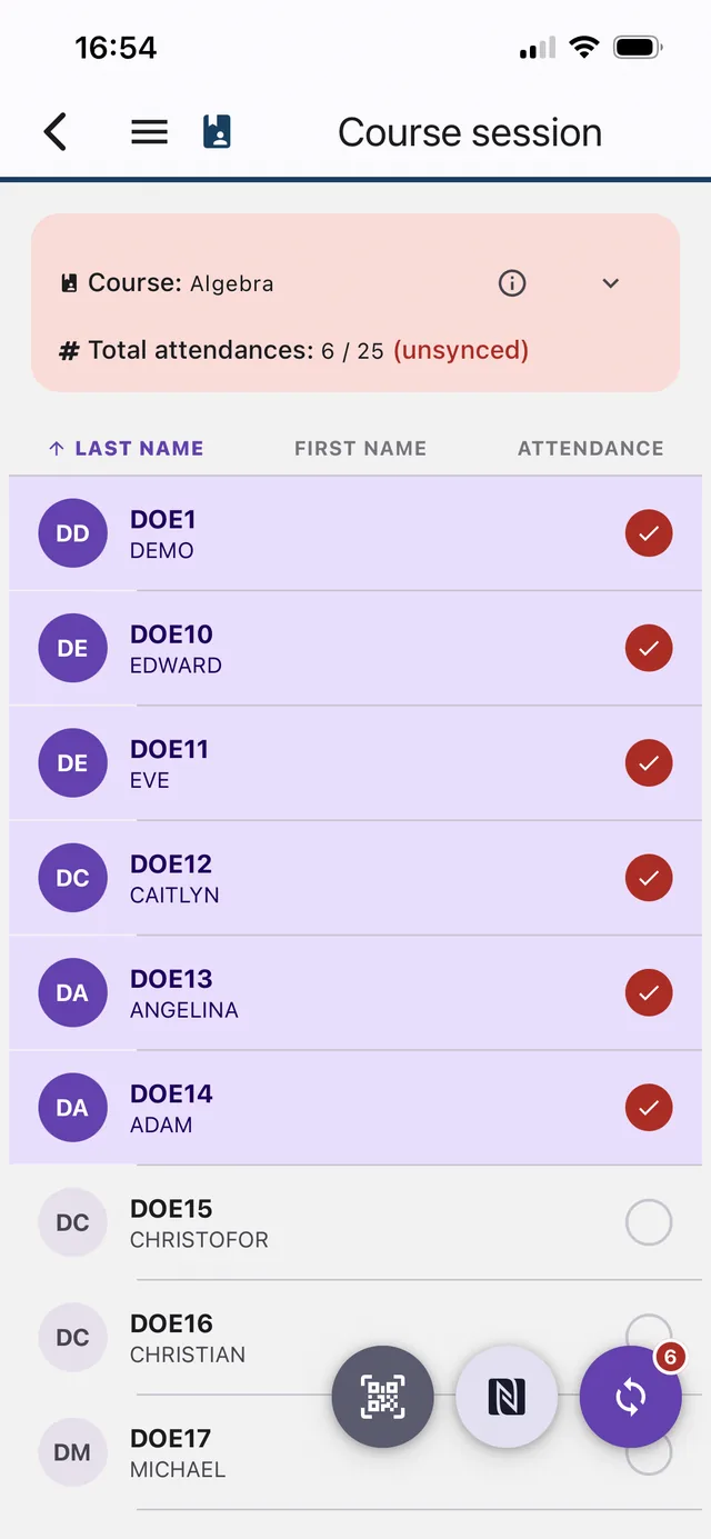Course session screen with live attendance list